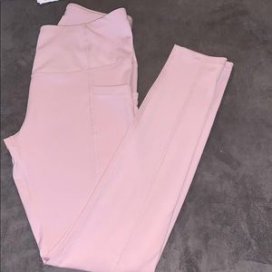Apana pink leggings with pockets. SIZE SMA…